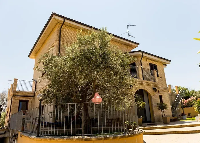 Bed & Breakfast Saraceni Con Parcheggio Interno 3*